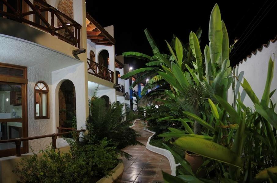 Hotel Villas Xaiba ปูแอร์โตเอสกอนดิโด ภายนอก รูปภาพ