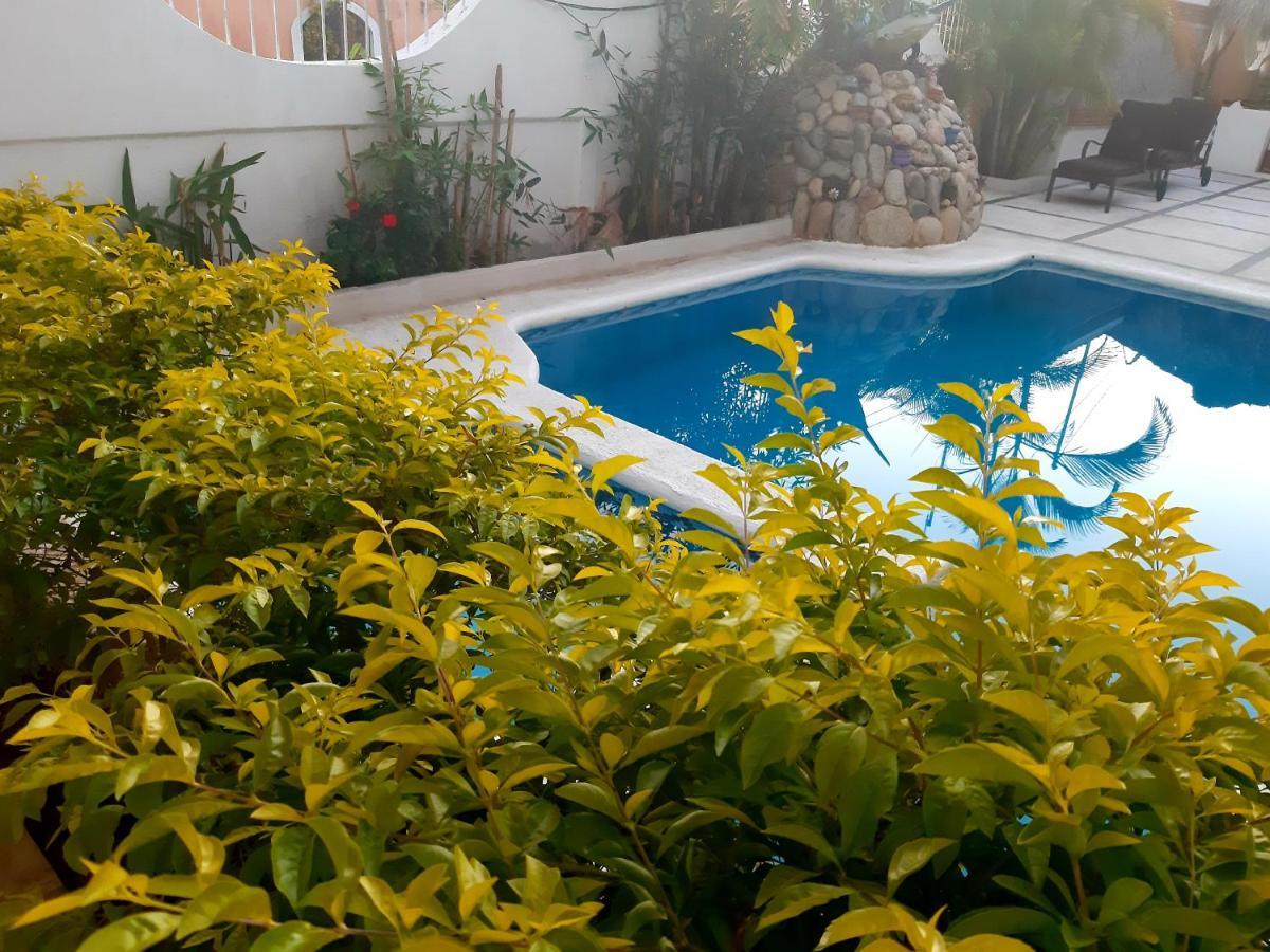 Hotel Villas Xaiba ปูแอร์โตเอสกอนดิโด ภายนอก รูปภาพ